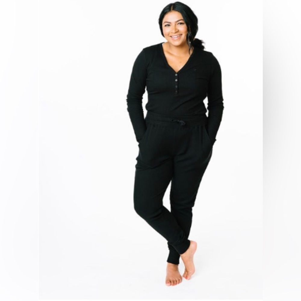ZYIA Black Don't Wake Me Thermal Set
